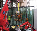 7211-DS2 glass vacuum lifter with URW-095 mini crane