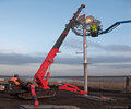 URW-706 mini crane lifting steel sculpture